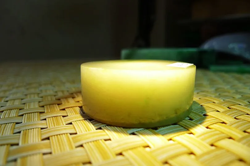 Natural Jade Rough Jadeite Raw (74g,4.1X4.1X1.6cm)