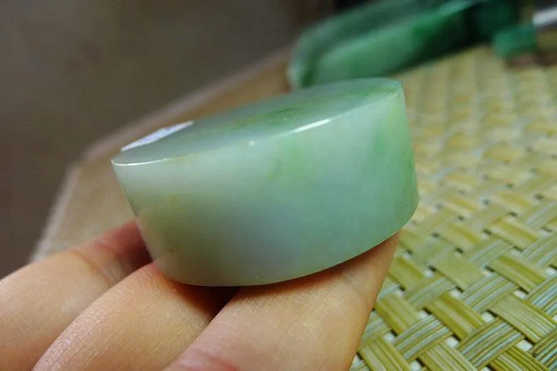 Natural Jade Rough Jadeite Raw (74g,4.1X4.1X1.6cm)