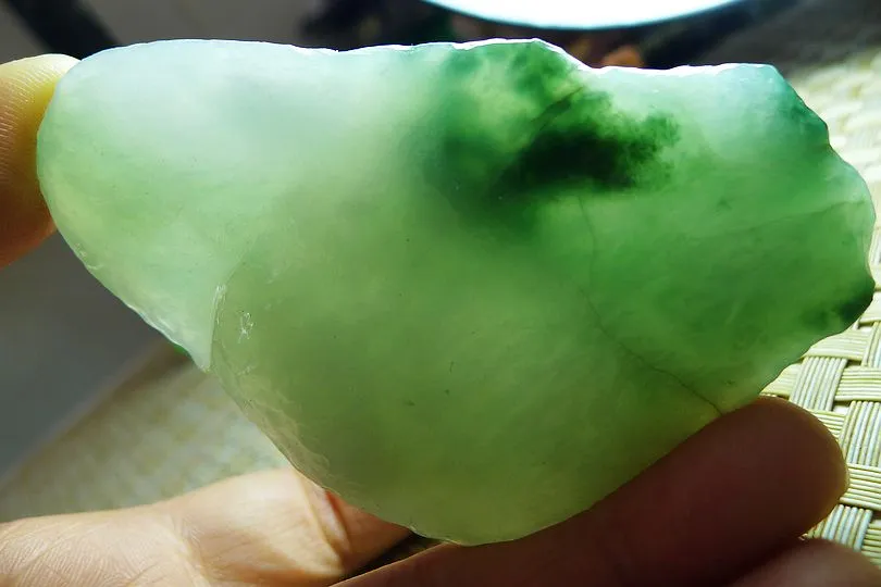 Natural Jade Rough Jadeite Raw (88g,8X4.8X1.5cm)