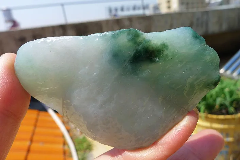 Natural Jade Rough Jadeite Raw (88g,8X4.8X1.5cm)