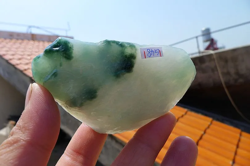 Natural Jade Rough Jadeite Raw (88g,8X4.8X1.5cm)
