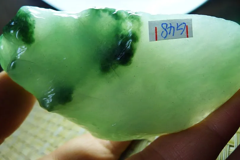Natural Jade Rough Jadeite Raw (88g,8X4.8X1.5cm)
