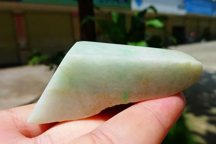 Natural Jade Rough Jadeite Raw (89g,6.1X3.7X2.8cm)