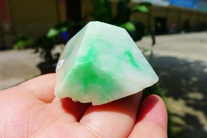 Natural Jade Rough Jadeite Raw (89g,6.1X3.7X2.8cm)