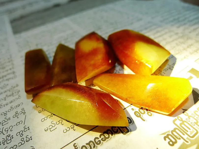 Natural Jade Rough Jadeite Raw S-83g