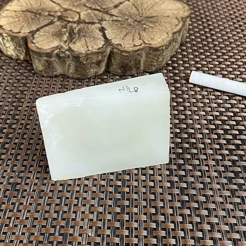 Natural Kunlun Jade Rough Nephrite Raw (107g,6.0X4.4X2.5cm)