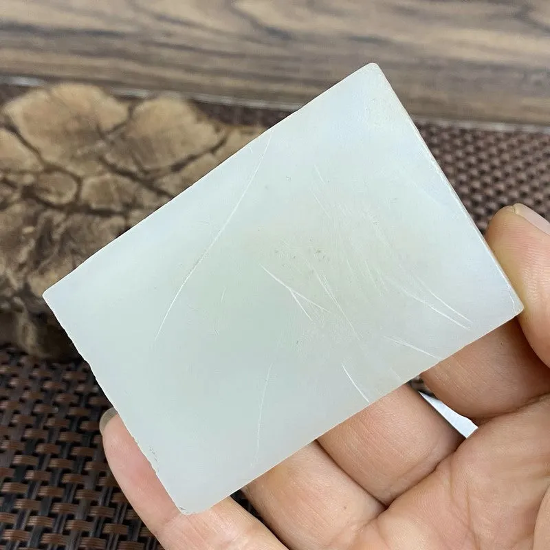 Natural Kunlun Jade Rough Nephrite Raw (107g,6.0X4.4X2.5cm)