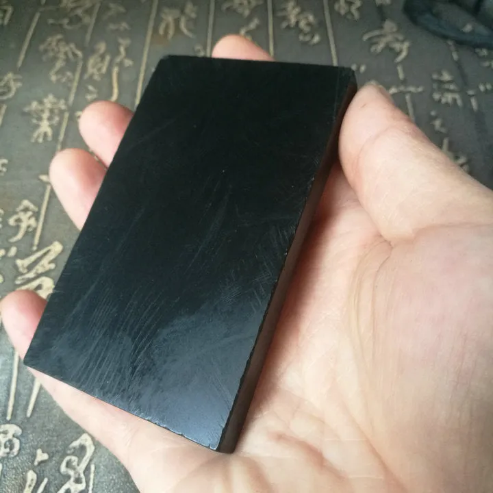 Natural Kunlun Jade Rough Nephrite Raw (111g, 8.5X5.2X0.8cm)