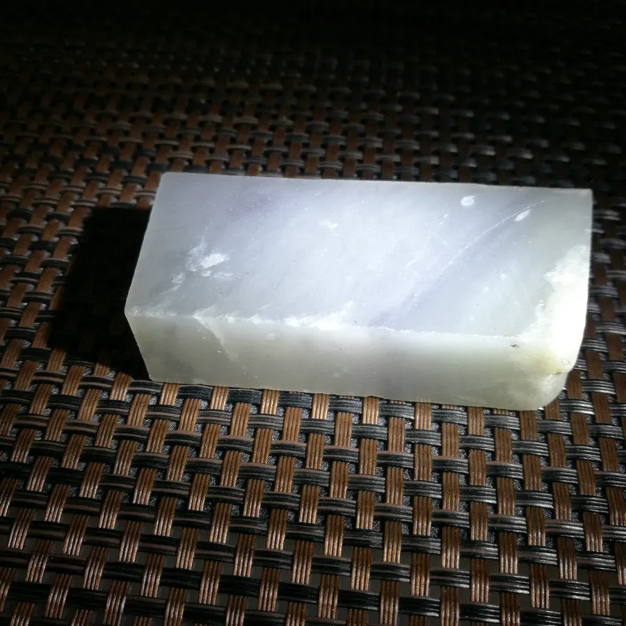 Natural Kunlun Jade Rough Nephrite Raw (116g,6.7X3.2X1.8cm)