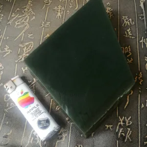 Natural Kunlun Jade Rough Nephrite Raw (1.22kg, 12X9X4.3cm)