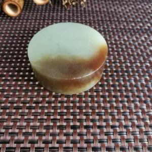Natural Kunlun Jade Rough Nephrite Raw (123g,5.4X1.8cm)