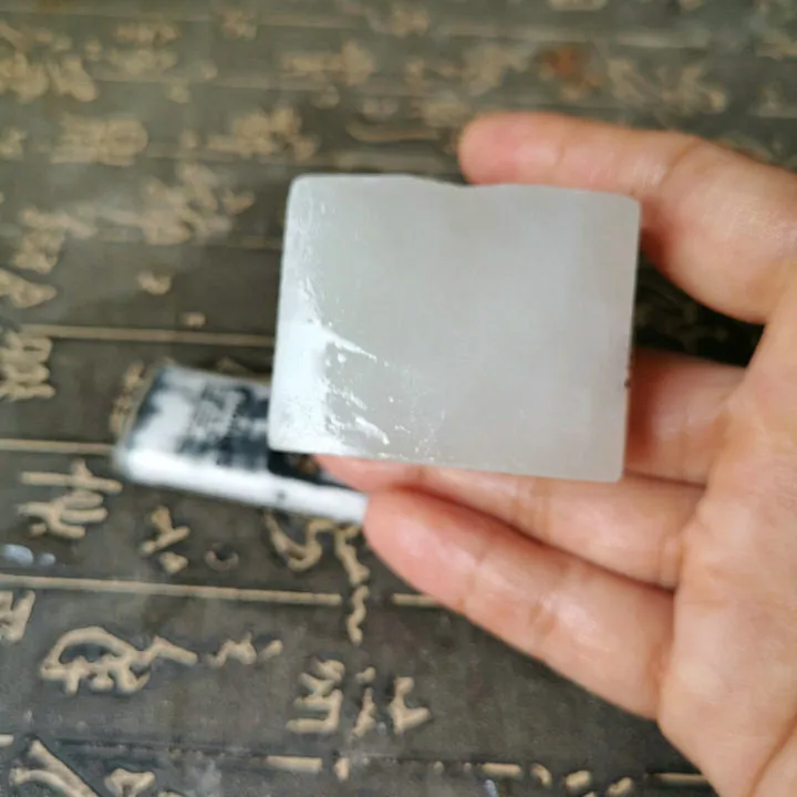 Natural Kunlun Jade Rough Nephrite Raw (124g, 4.6X3.7X2.6cm)
