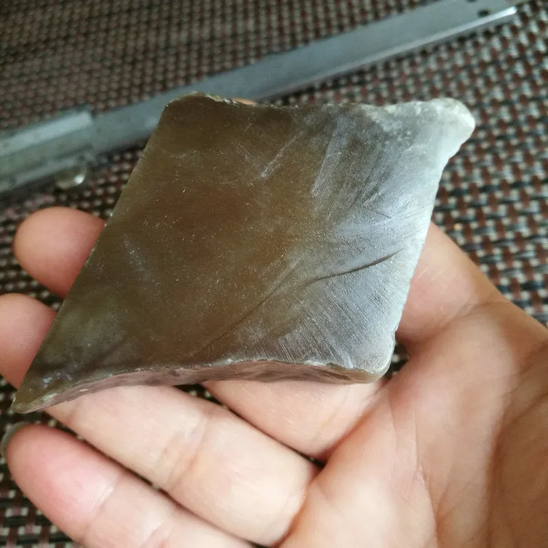Natural Kunlun Jade Rough Nephrite Raw (126g, 4.5X4X2cm)