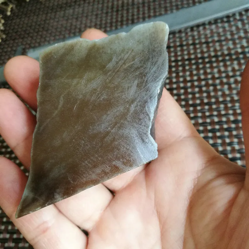 Natural Kunlun Jade Rough Nephrite Raw (126g, 4.5X4X2cm)