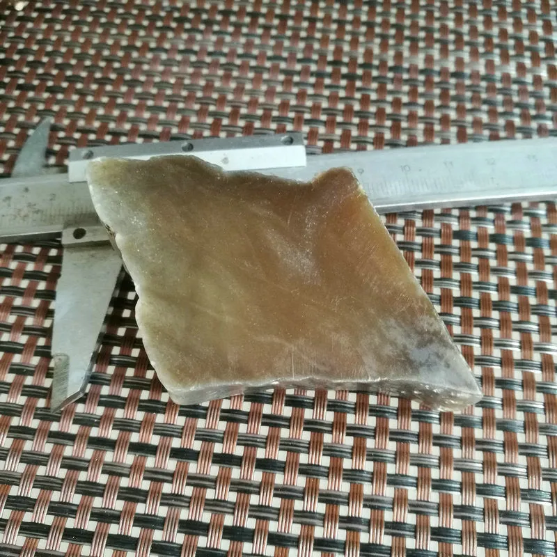 Natural Kunlun Jade Rough Nephrite Raw (126g, 4.5X4X2cm)