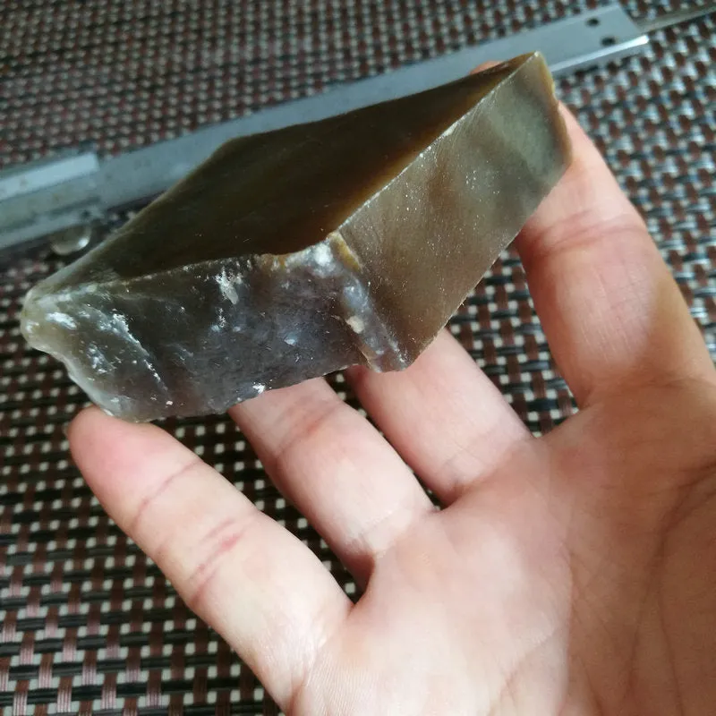 Natural Kunlun Jade Rough Nephrite Raw (126g, 4.5X4X2cm)