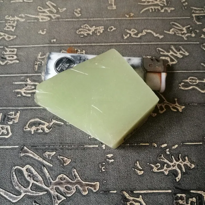 Natural Kunlun Jade Rough Nephrite Raw (131g, 6.5X3.5X2.3cm)