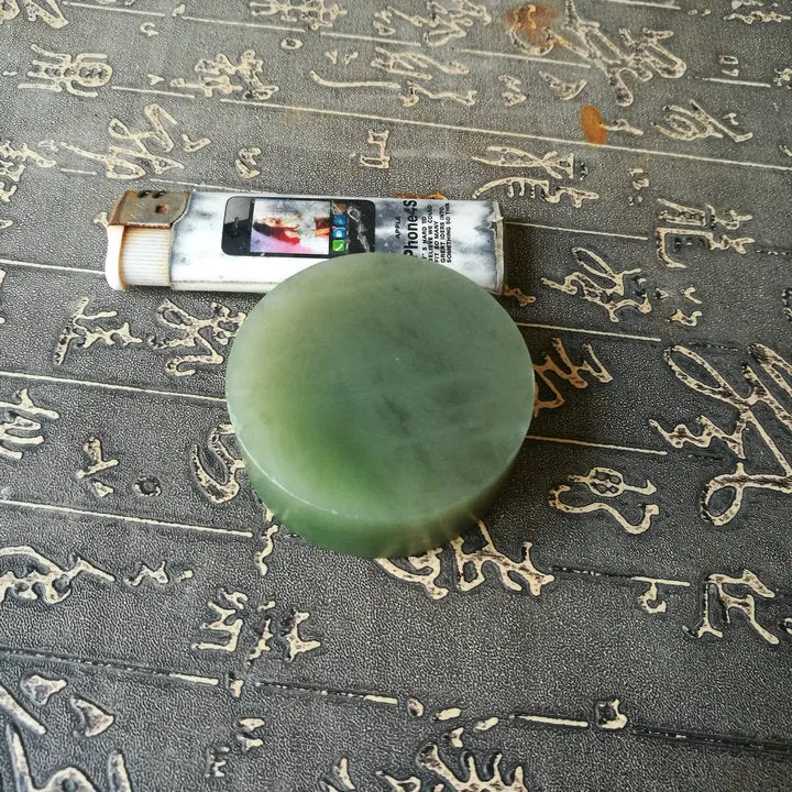 Natural Kunlun Jade Rough Nephrite Raw (137g, 5.5X2cm)