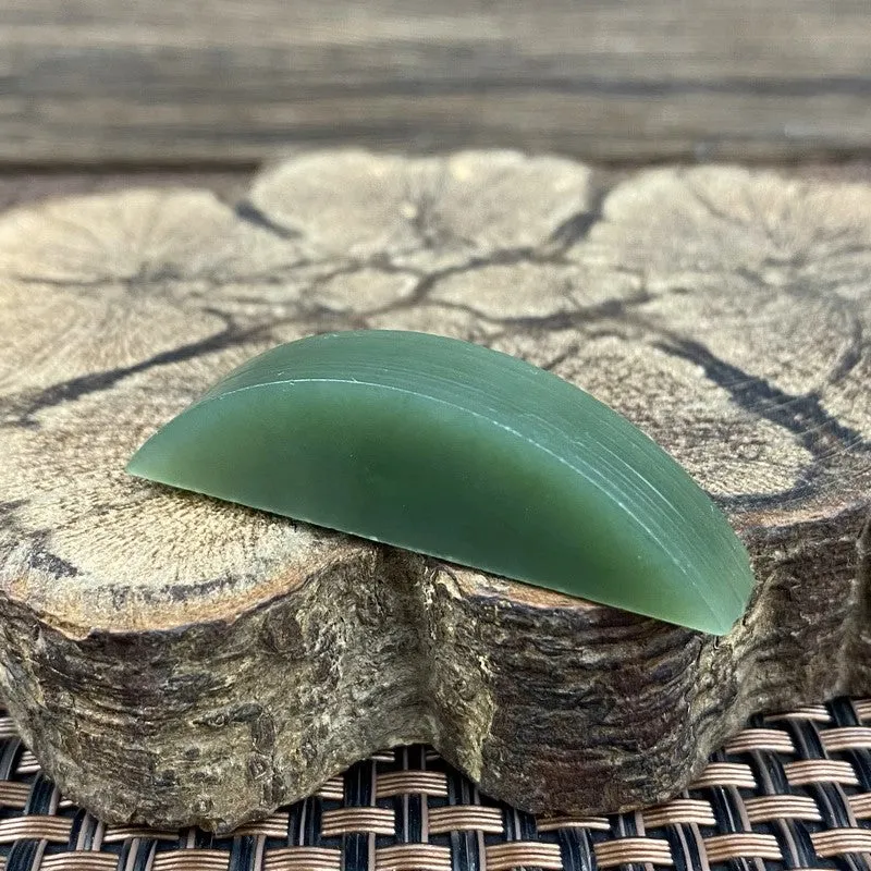 Natural Kunlun Jade Rough Nephrite Raw (13g,5.0X1.3X0.9cm)
