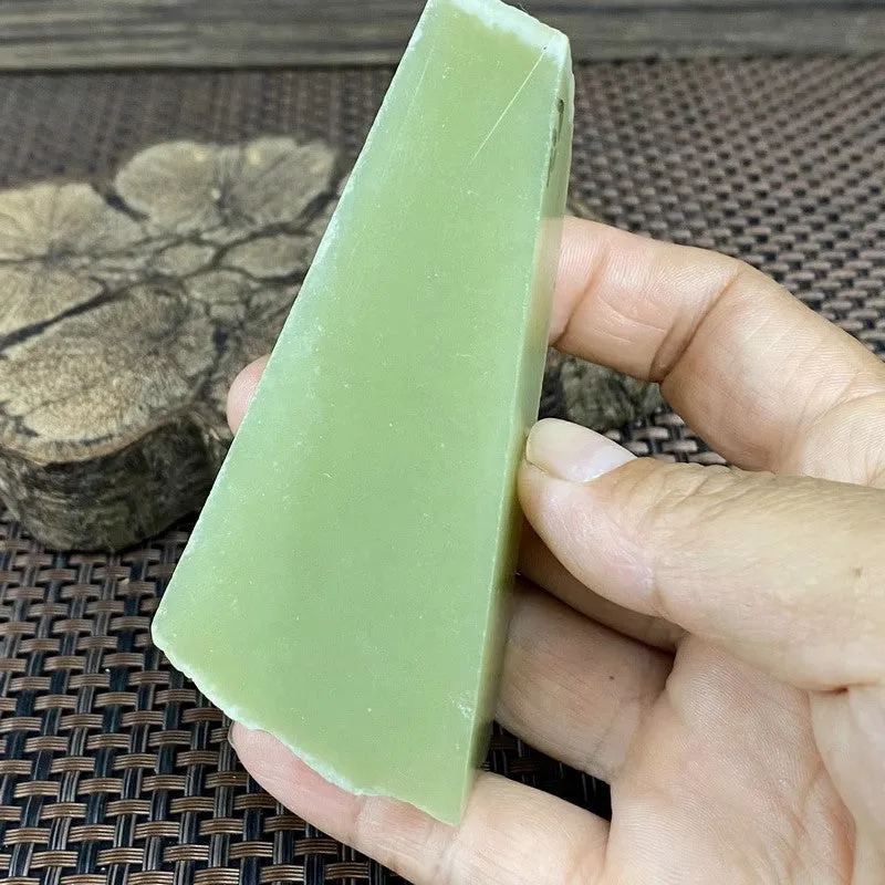 Natural Kunlun Jade Rough Nephrite Raw (142g,7.5X4.0X2.0cm)