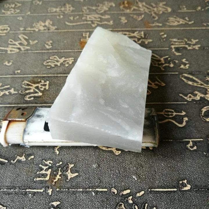 Natural Kunlun Jade Rough Nephrite Raw (143g, 9.5X4.2X1.8cm)