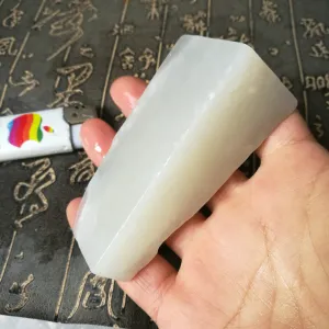 Natural Kunlun Jade Rough Nephrite Raw (148g, 8X3.9X3.3cm)
