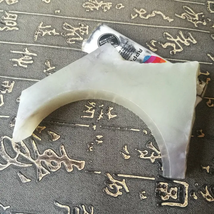 Natural Kunlun Jade Rough Nephrite Raw (149g, 6.5X6X1.8cm)