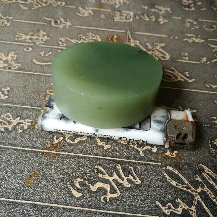 Natural Kunlun Jade Rough Nephrite Raw (151g, 5.8X1.99cm)