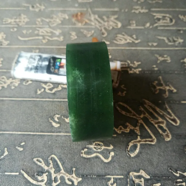 Natural Kunlun Jade Rough Nephrite Raw (156g, 5.6X2.1cm)