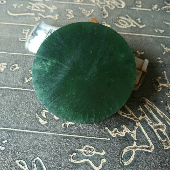 Natural Kunlun Jade Rough Nephrite Raw (156g, 5.6X2.1cm)