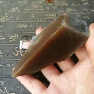 Natural Kunlun Jade Rough Nephrite Raw (186g, 9.5X4.5X2.6cm)
