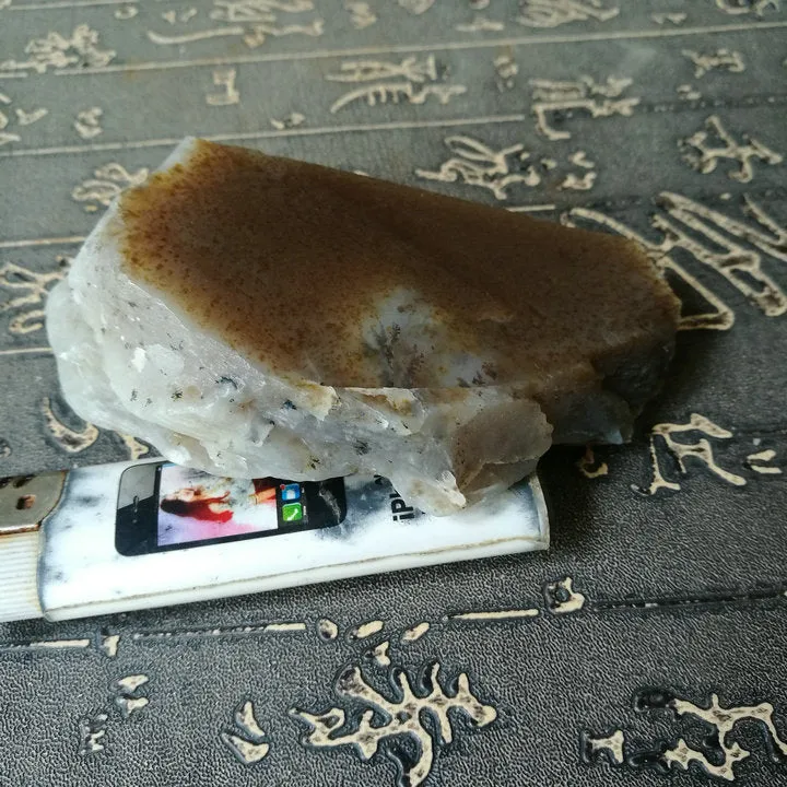 Natural Kunlun Jade Rough Nephrite Raw (186g, 9.5X4.5X2.6cm)