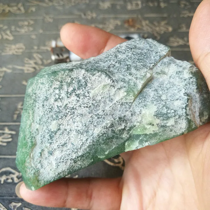 Natural Kunlun Jade Rough Nephrite Raw (200g, 6.5X5.5X3.5cm)
