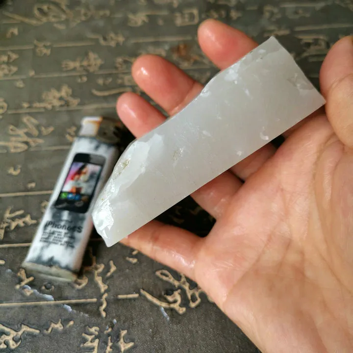 Natural Kunlun Jade Rough Nephrite Raw (202g, 10X4X2.5cm)