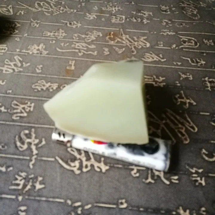 Natural Kunlun Jade Rough Nephrite Raw (264g, 6X6X4cm)