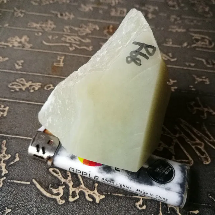Natural Kunlun Jade Rough Nephrite Raw (264g, 6X6X4cm)