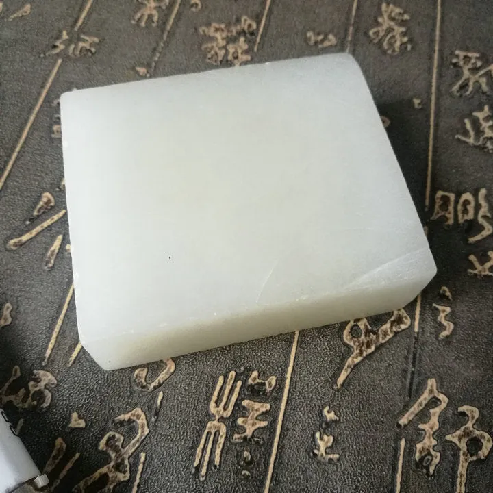 Natural Kunlun Jade Rough Nephrite Raw (265g, 7X6X2.1cm)