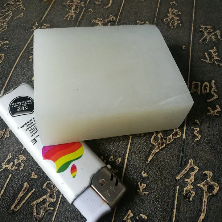 Natural Kunlun Jade Rough Nephrite Raw (265g, 7X6X2.1cm)