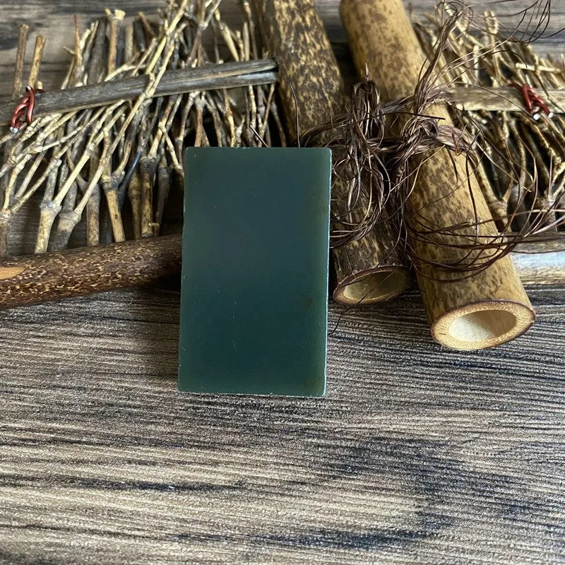 Natural Kunlun Jade Rough Nephrite Raw (26g,4.3X2.6X0.8cm)