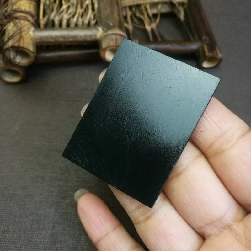Natural Kunlun Jade Rough Nephrite Raw (30g,4.7X3.5X0.6cm)