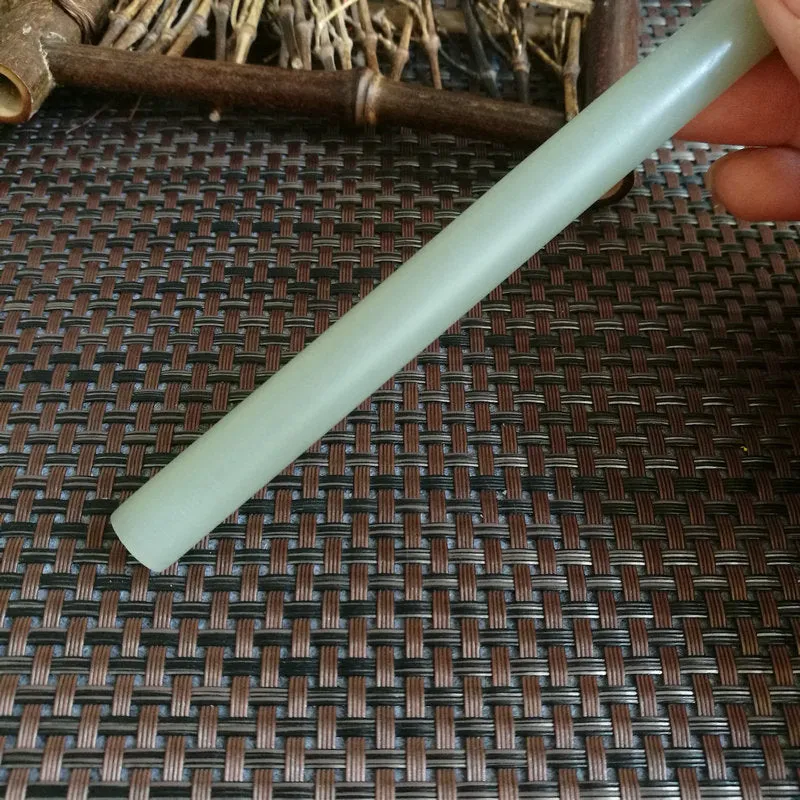 Natural Kunlun Jade Rough Nephrite Raw (38g,12.3X1.1cm)