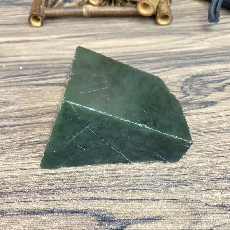 Natural Kunlun Jade Rough Nephrite Raw (441g,7.2X8.0X5.4cm)