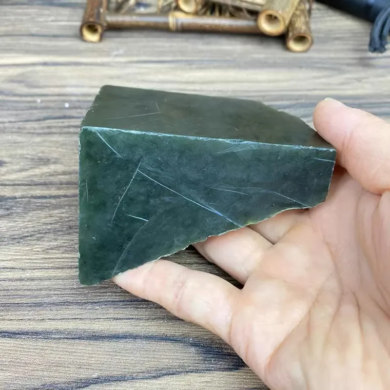 Natural Kunlun Jade Rough Nephrite Raw (441g,7.2X8.0X5.4cm)