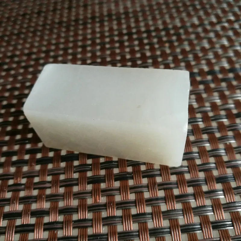 Natural Kunlun Jade Rough Nephrite Raw (49g, 4.3X2X1.8cm)