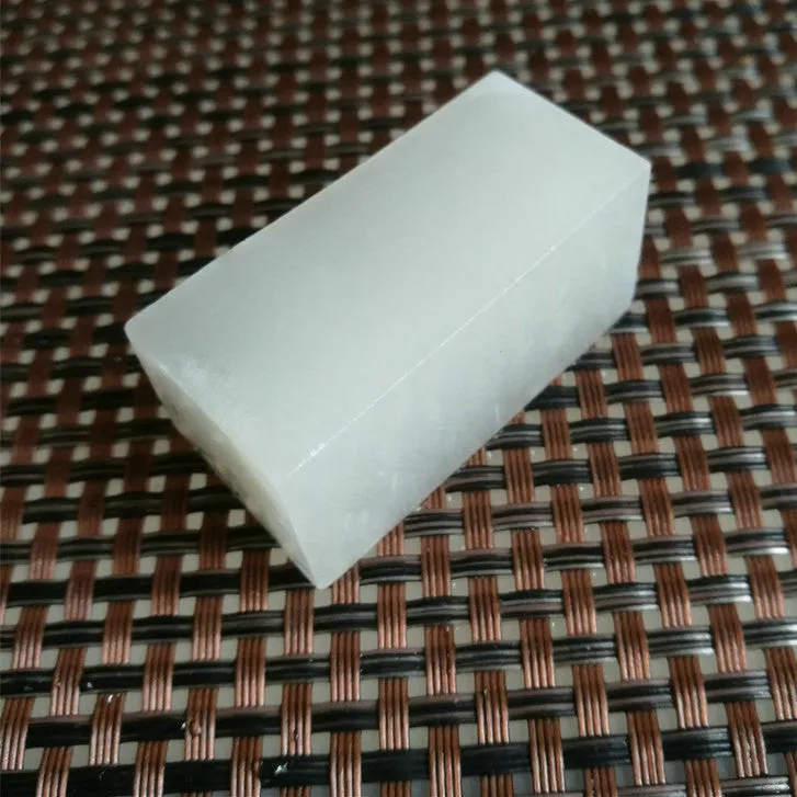 Natural Kunlun Jade Rough Nephrite Raw (49g, 4.3X2X1.8cm)