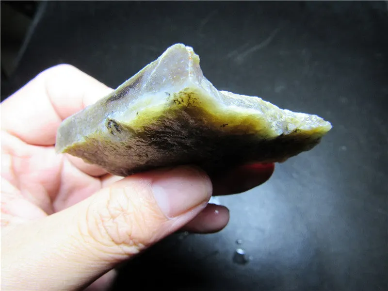 Natural Kunlun Jade Rough Nephrite Raw (53.37g, 55X49X10mm)