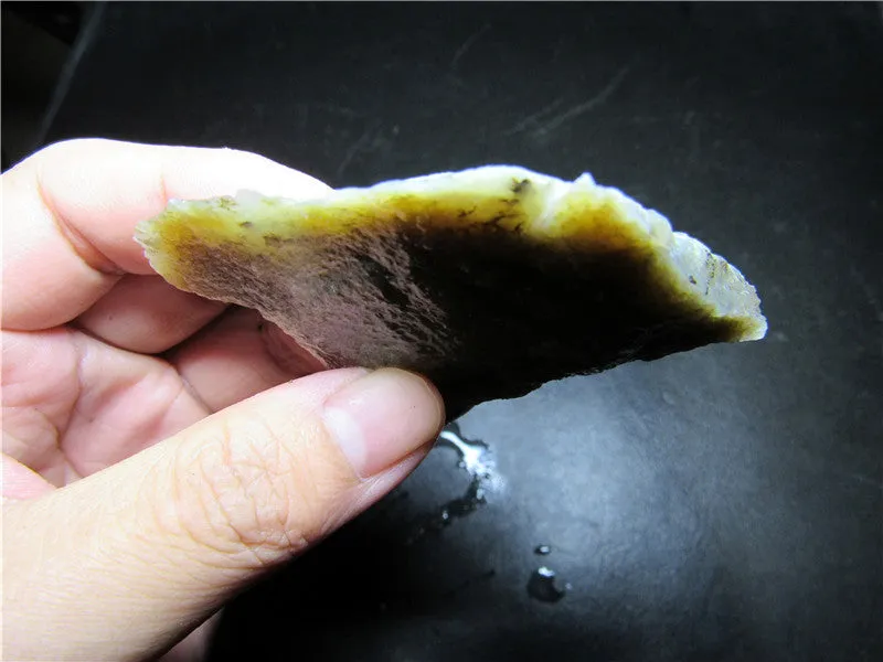 Natural Kunlun Jade Rough Nephrite Raw (53.37g, 55X49X10mm)