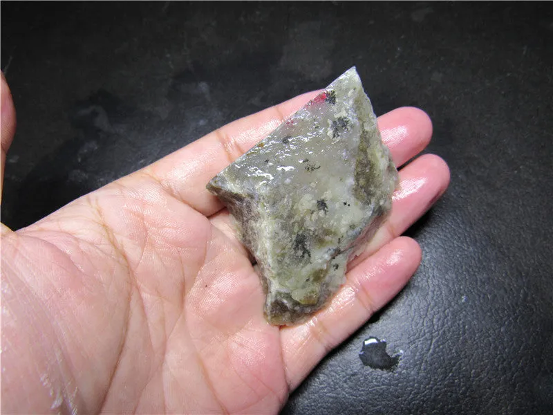 Natural Kunlun Jade Rough Nephrite Raw (53.37g, 55X49X10mm)