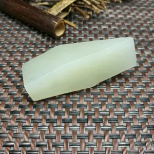 Natural Kunlun Jade Rough Nephrite Raw (55g, 6.3X2.5X2.1cm)