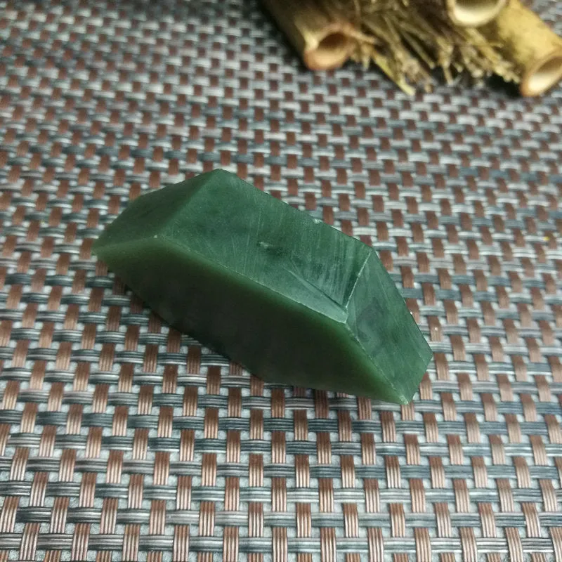 Natural Kunlun Jade Rough Nephrite Raw (60g,6.3X4X1.5cm)